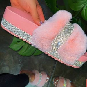 Womens Pink Faux Fur Rhinestone Slides Size 10